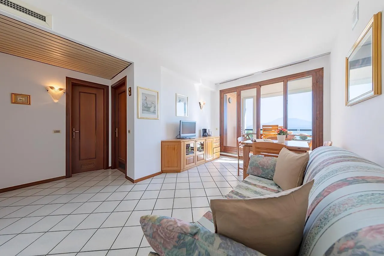 La Corona Apartment Sirmione 0*,  Italy
